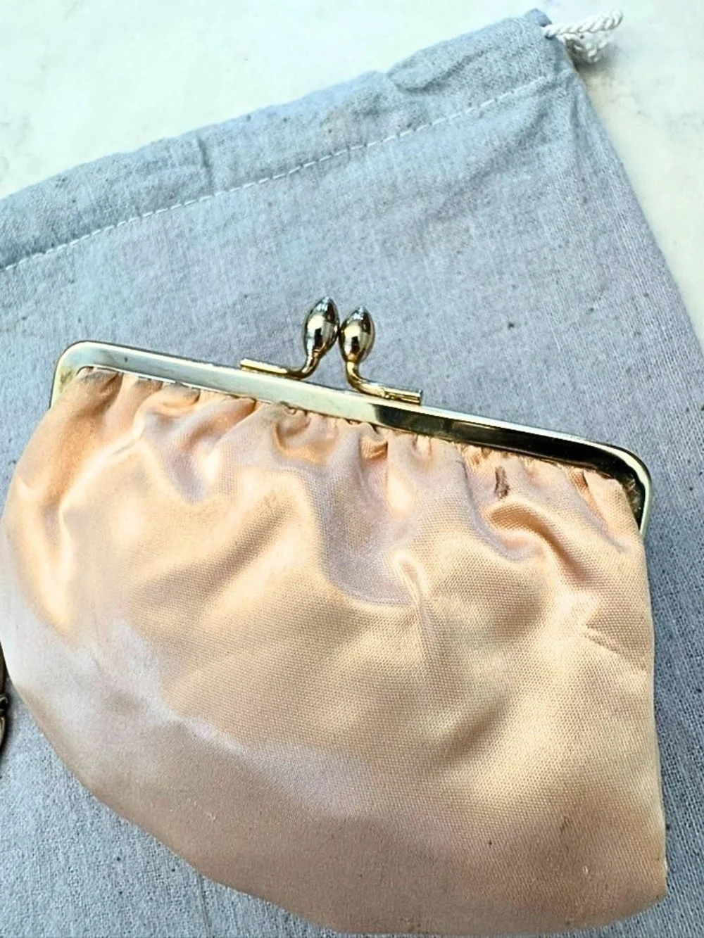 ✨ RARE ARCHIVAL PIECE ✨ Authentic Vintage 1980s Judith Leiber Lizard Skin Clutch